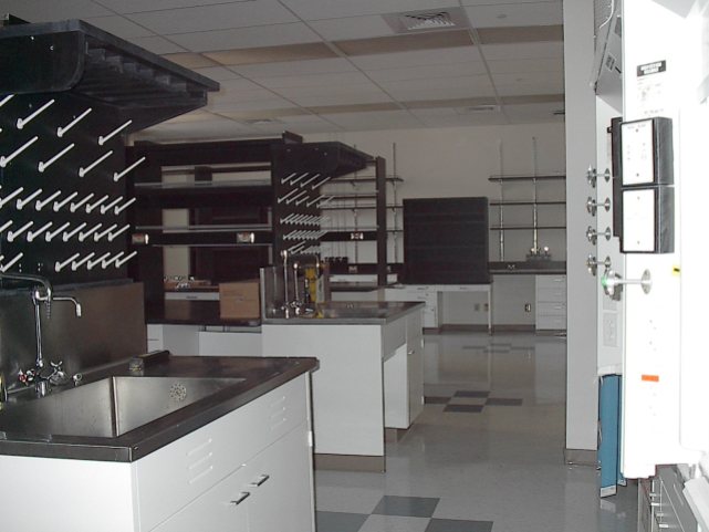 Dr. Stahl Laboratory (2,000 sq. ft.) "The most challenging part of this project was ensuring that every inch of the space was both functional and easy to use." - Sherry